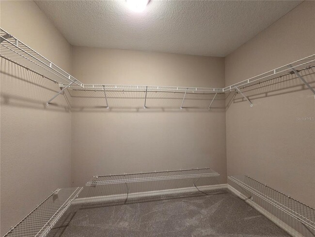 Building Photo - 1645 Algonkin Loop