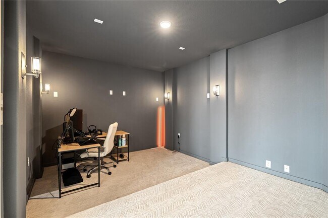 Building Photo - 21323 Blue Wood Aster Ct