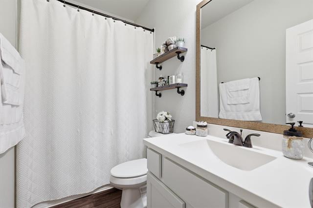 Building Photo - 5582 Yarborough Dr