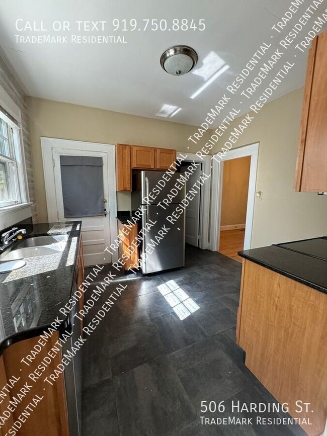 Building Photo - 2 Bedroom House near Mordecai/Downtown Ral...