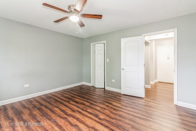 Building Photo - 7410 Brookdale Dr