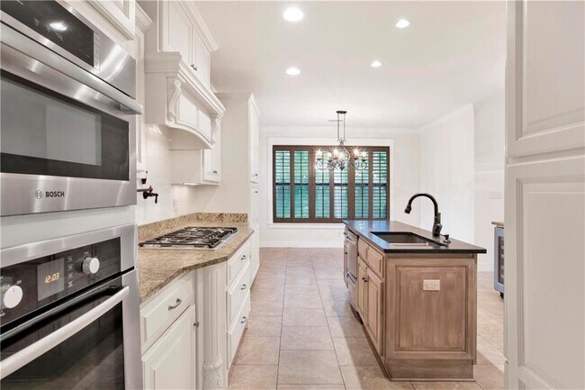 Building Photo - 7256 Atlanta Cir