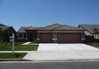 Building Photo - 1407 W Burgundy Ct