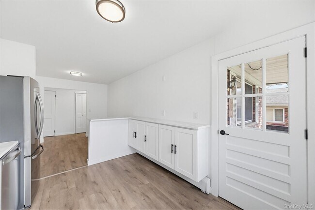 Building Photo - 810 Blooming Grove Turnpike