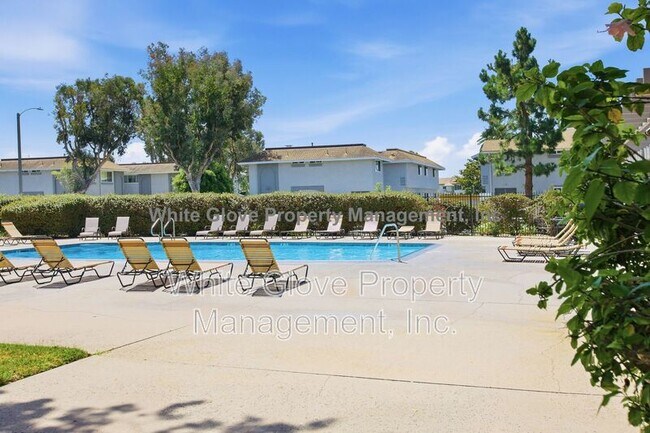 Building Photo - 9596 Bickley Dr