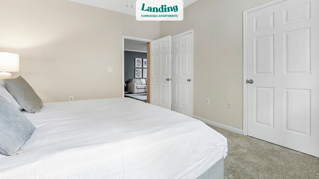 Building Photo - 4610 Crowne Lake Cir