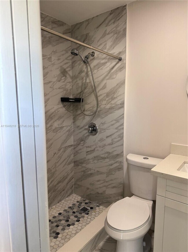 Building Photo - 15740 SW 102nd Pl