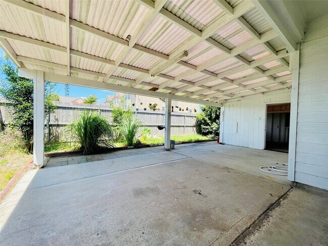 Building Photo - 13739 Canyon Hollow Loop