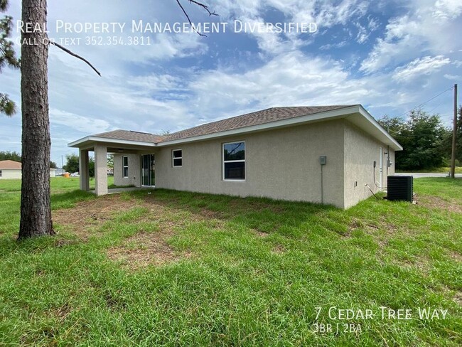 Building Photo - Silver Springs Shores - Welcome Home