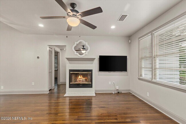Building Photo - 1273 Lechlade Cir