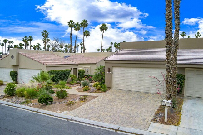 Building Photo - 76761 Chrysanthemum Way