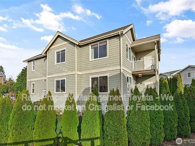 Building Photo - 2173 Sunnybrook Ln