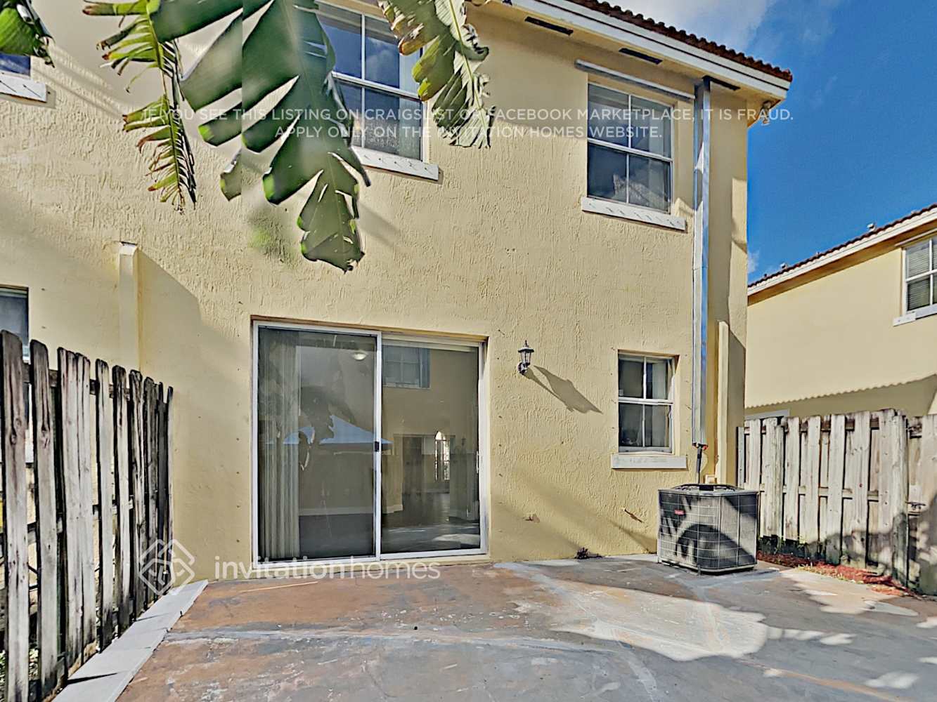 Building Photo - 15050 SW 9th Terrace