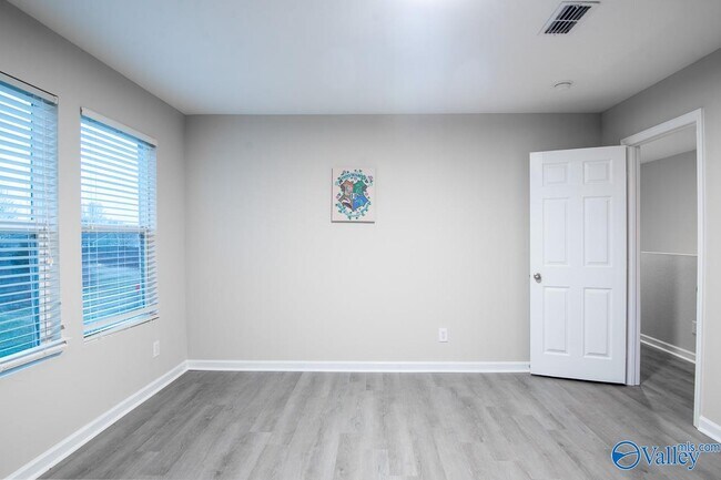 Building Photo - 213 Bumper Crop Ln NW