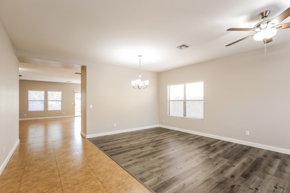 Building Photo - 2611 W Bloch Rd