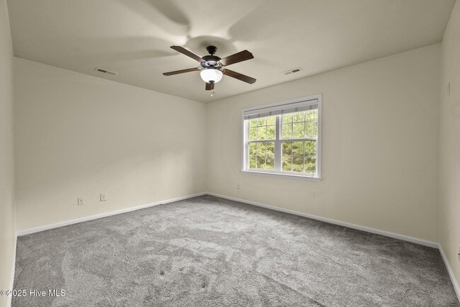 Building Photo - 1004 Summerfield Ct