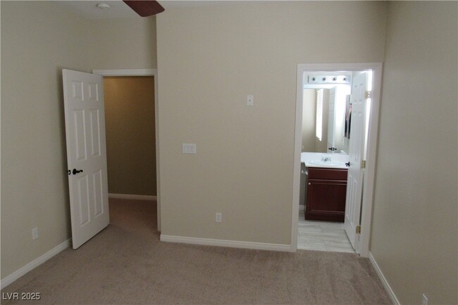 Building Photo - 7816 Brookfield Cove Ave