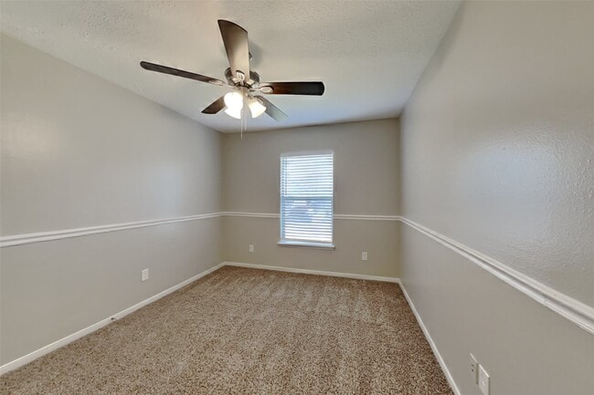 Building Photo - 12623 Duchess Ln