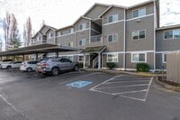 Building Photo - Two Bedroom Two Bathroom Condo in Summerwind