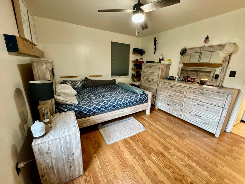 Large Bedroom - 239 Morningside Ave