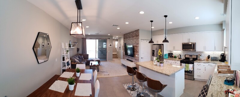 Building Photo - 130 Cadence