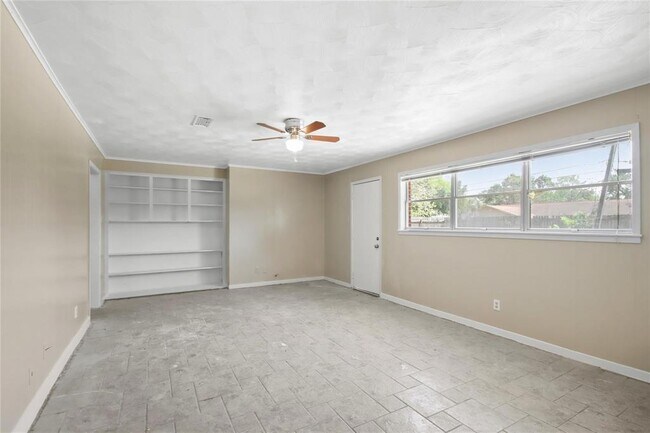 Building Photo - 122 Caldwell St