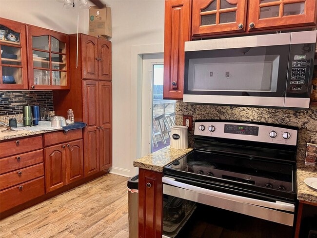 Building Photo - 21519 SW 90th Ct