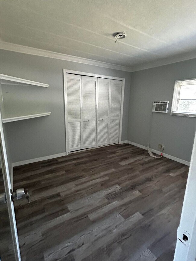 Building Photo - 8281 Sevigny Dr