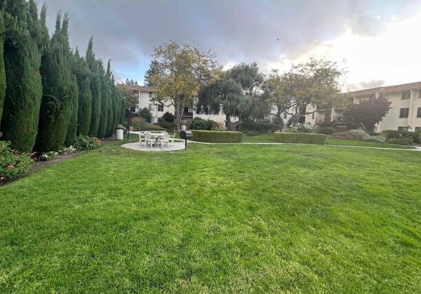 Building Photo - 1730 Halford Ave