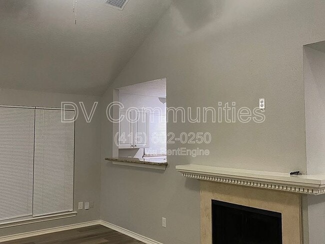 Building Photo - 5907 Cinnamon Creek Cir