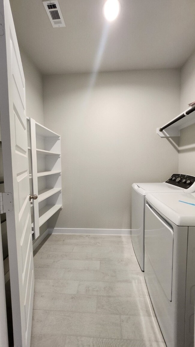 Building Photo - 8714 Mallow Rose Wy