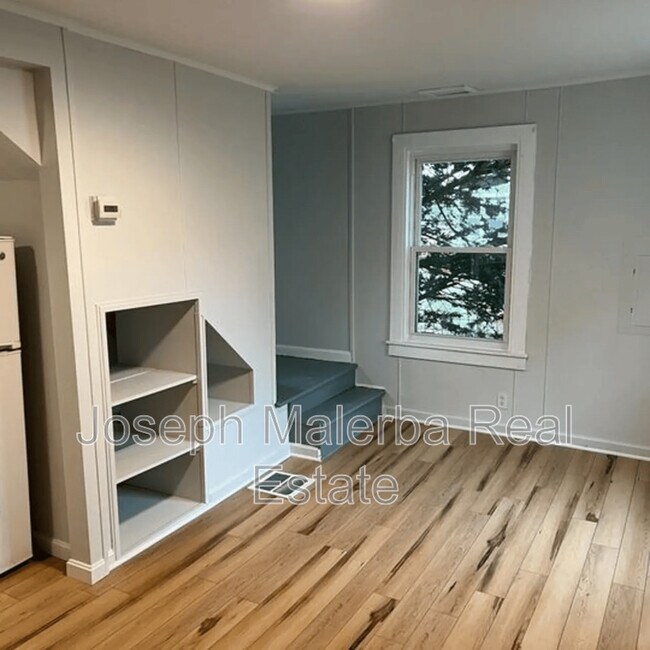 Building Photo - 284 Ocean Ave