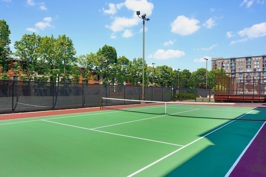 Tennis Courts - 33 Pond Ave