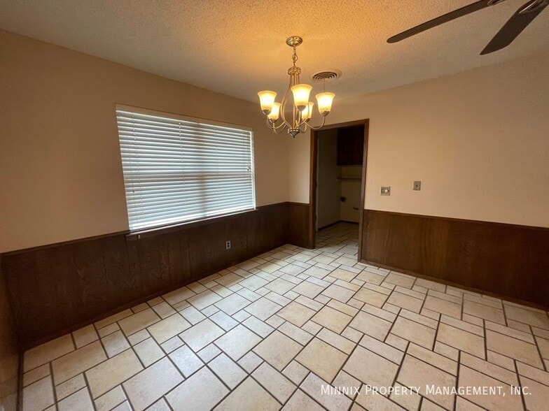 Building Photo - 8100 Santa Fe Trail