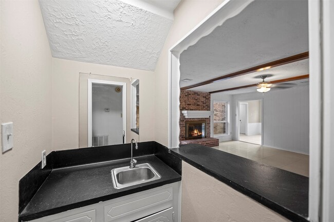 Building Photo - 4735 Charade Dr