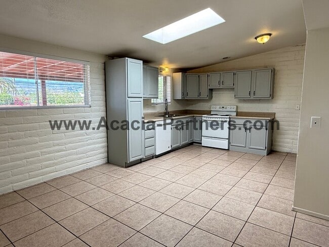 Building Photo - Corner Lot Three Bedroom Home
