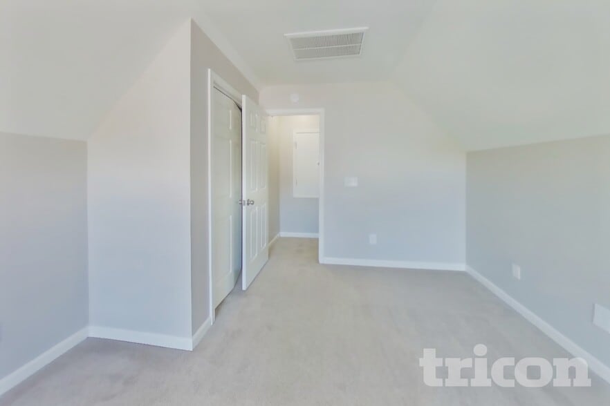 Building Photo - 409 Baneberry Ln