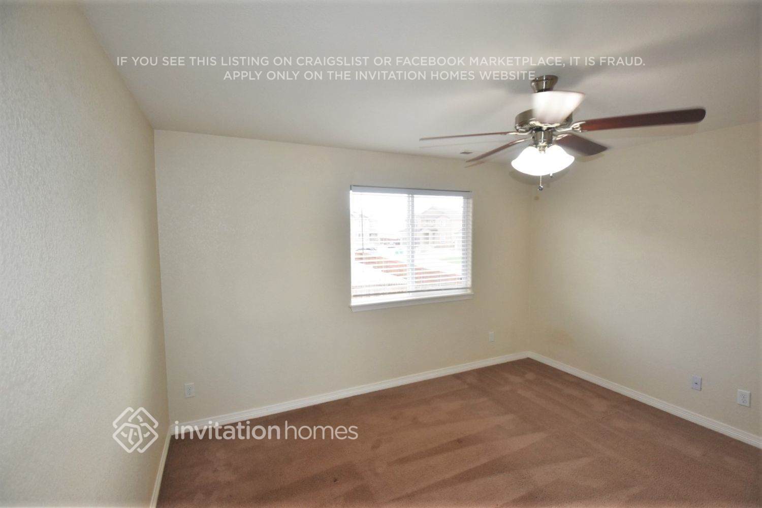 Building Photo - 9242 Waters Edge Dr