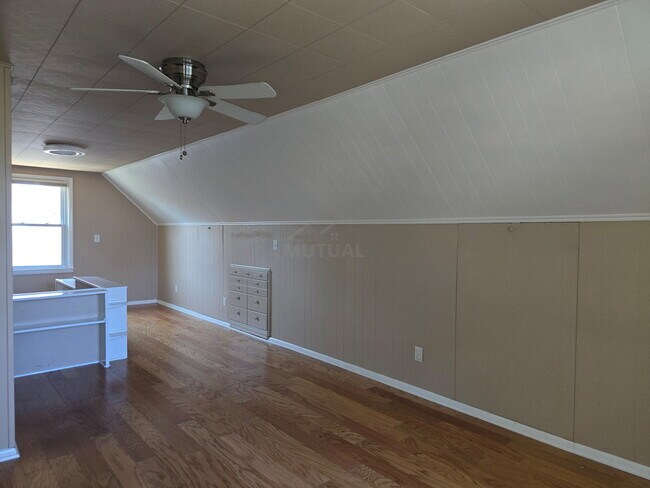 Building Photo - 534 Ardmore Dr