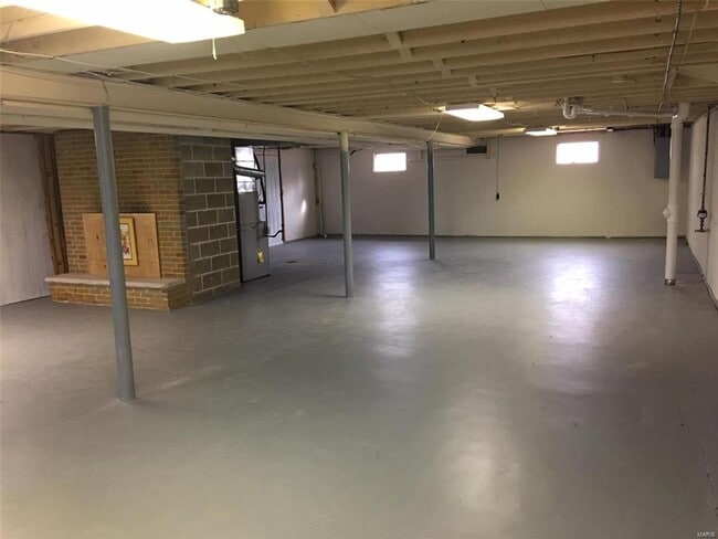 Building Photo - 4739 Butler Hill Rd