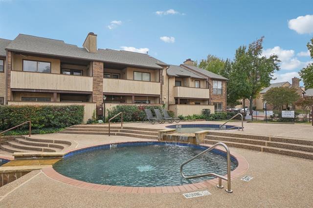 Building Photo - 1301 Memory Ln