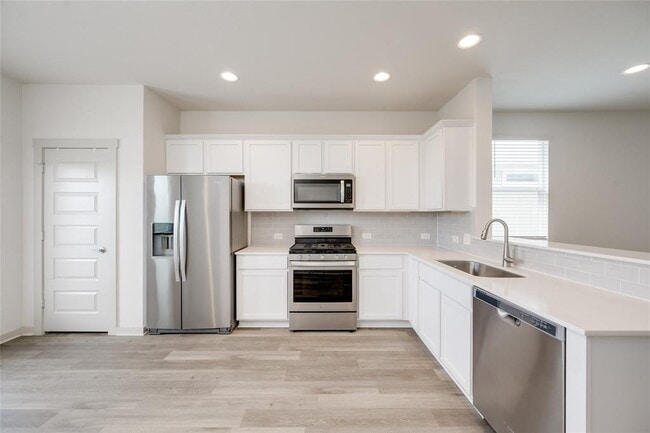 Building Photo - 8004 Linnie Ln