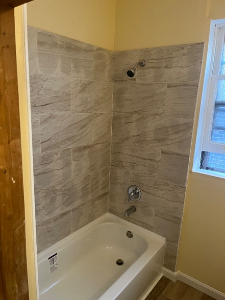 Building Photo - 4210 Athlone Ave