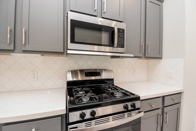 Building Photo - 23602 Acerola Tree Ct