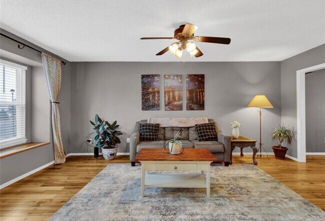 Building Photo - 7650 Conifer Dr