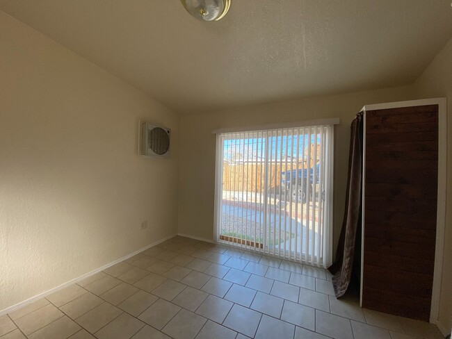 Building Photo - Studio Apartment For Rent - Water, Sewer &...