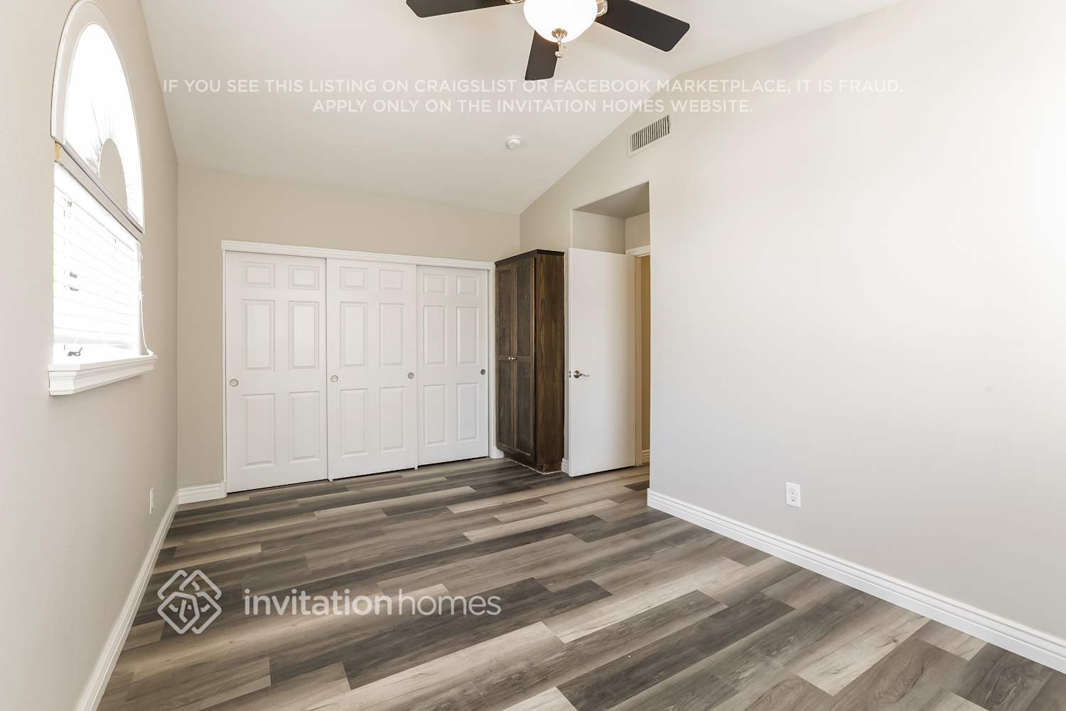 Building Photo - 9173 Sparklewood Ct
