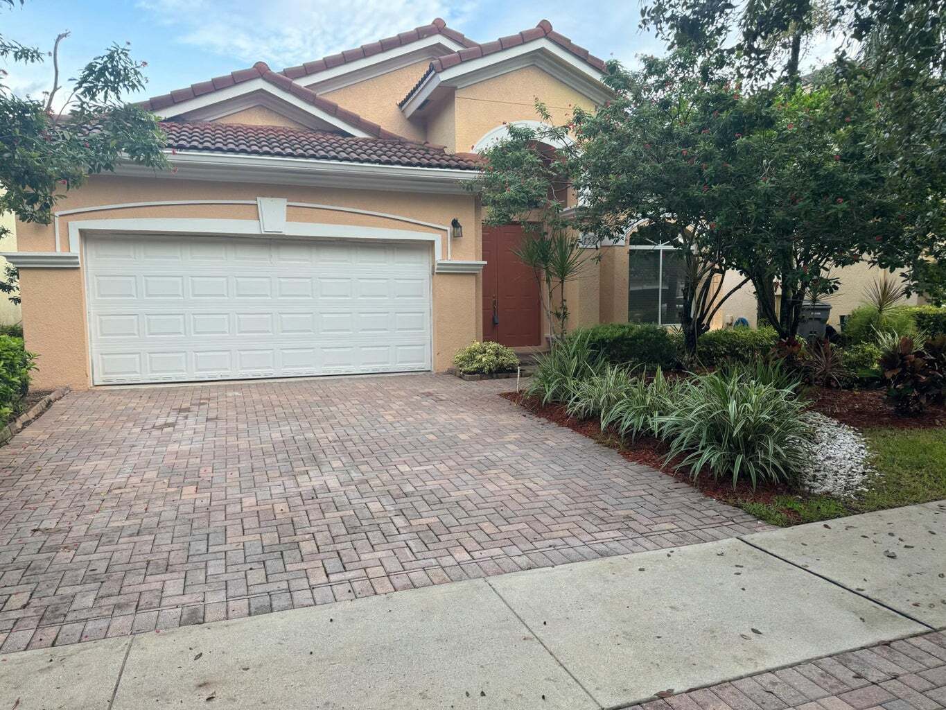 Building Photo - 759 Gazetta Way