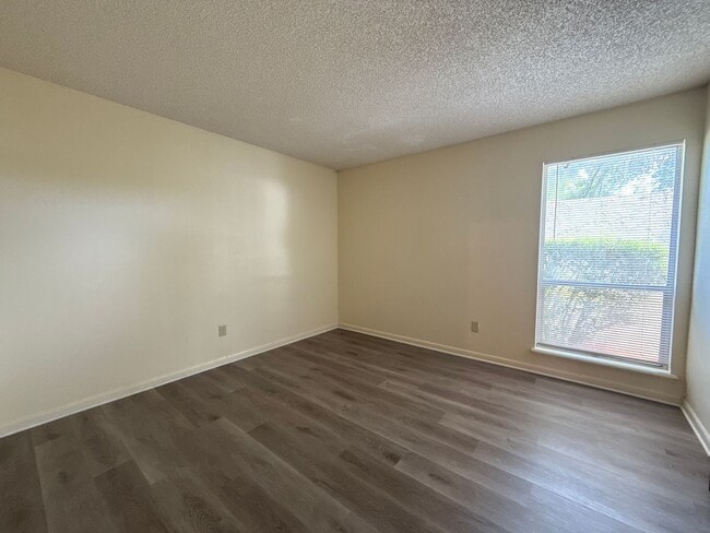 Building Photo - RPMD - 5315