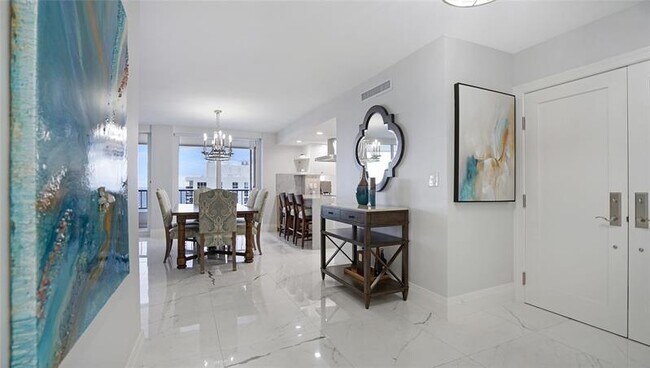 Building Photo - 4280 Galt Ocean Dr